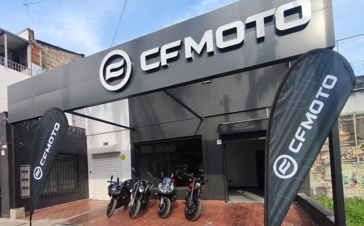 CFMOTO – ROOSEVELT - CFMOTO