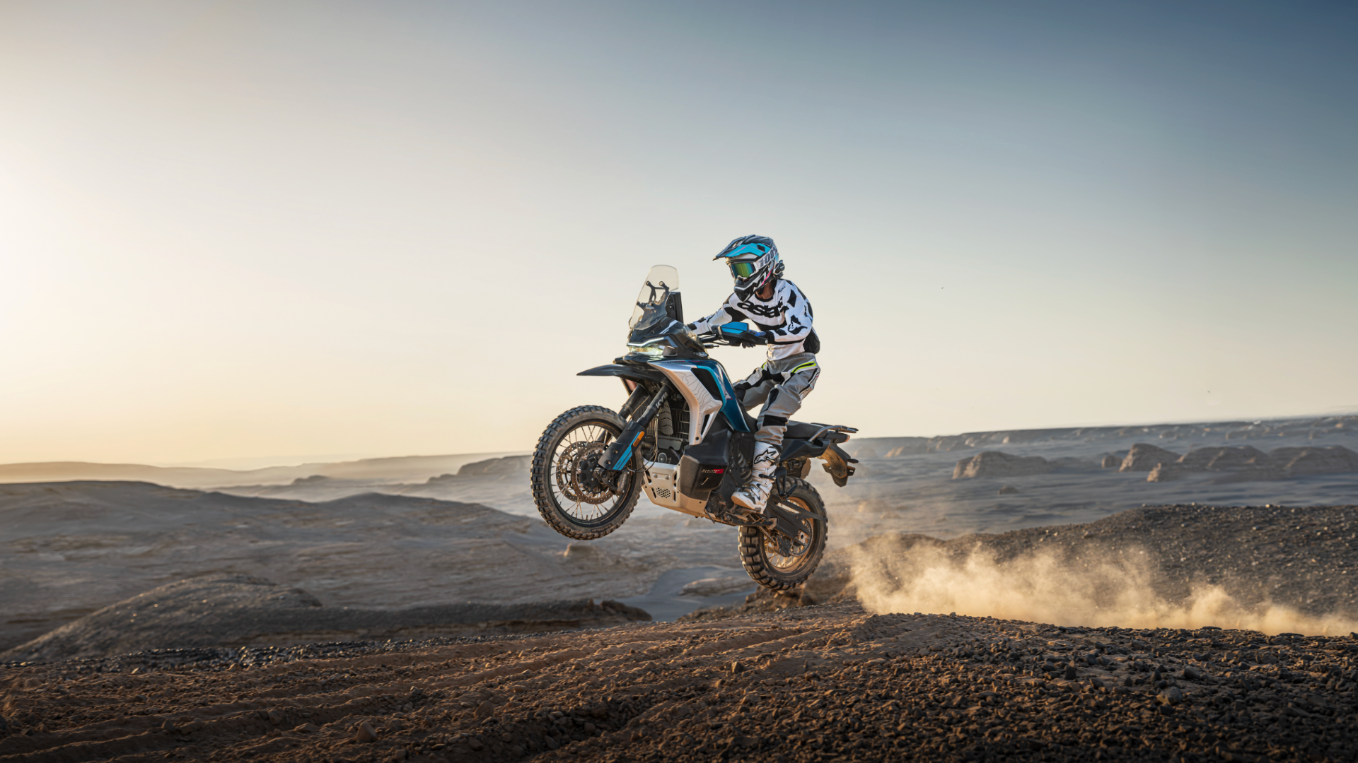 CFMOTO